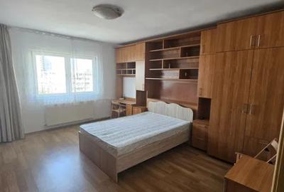 Garsonieră decomandată în Drumul Taberei