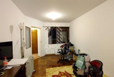 Casă individuală cu 4 camere cu Canalizare în Central - 9