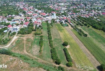Teren de 4699 mp, în Milcovul
