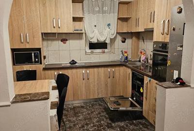 Apartament cu 3 camere decomandat în Central - 2
