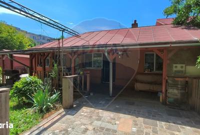 Casă cu 3 camere cu Teren 935 Mp în Micro 16