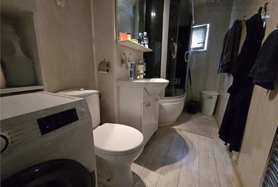 Apartament cu 3 camere decomandat în Griviței