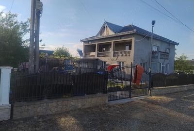 Casă cu Teren 48 Mp în Hancea - 2