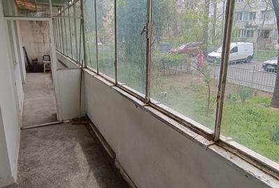 Apartament cu 3 camere semidecomandat în Titan - 3
