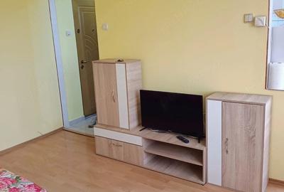 Garsonieră semidecomandată în Viziru 2