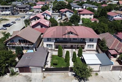 Casă individuală cu 10 camere cu Canalizare în Lumina - 1