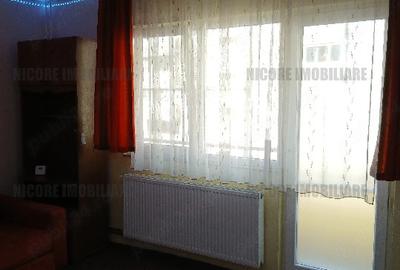 Garsonieră decomandată în Steaua - 2