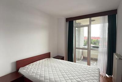 Apartament cu 4 camere semidecomandat în Central - 2