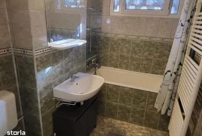 Apartament cu 4 camere decomandat în Podul de Piatră - 6