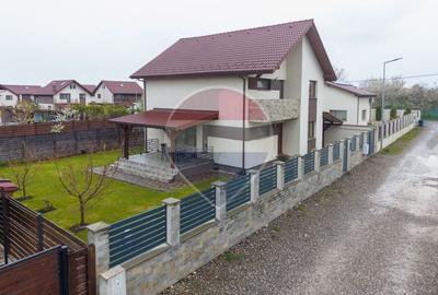 Casă individuală cu 5 camere cu Teren 420 Mp în Tărlungeni