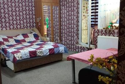 Garsonieră decomandată în Gruia