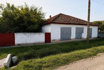 Casă individuală cu 10 camere cu Teren 2174 Mp în Jamu Mare
