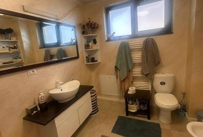Casă cu 5 camere cu Teren 500 Mp în Central - 20