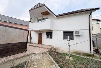 Casă cu 5 camere cu Teren 249 Mp în Valu lui Traian