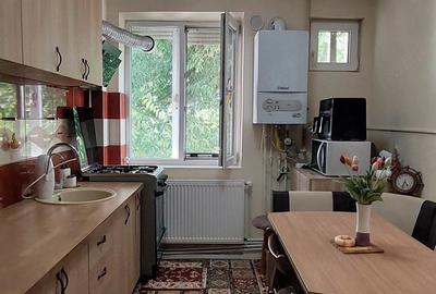 Apartament cu 3 camere decomandat în Central - 3