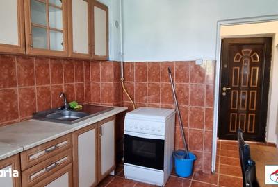Garsonieră în Micro 14 - 2