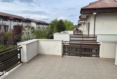 Casă cu 8 camere cu Canalizare în Crevedia - 1