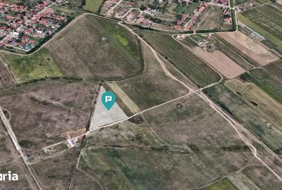 Teren de 4300 mp, în Giroc