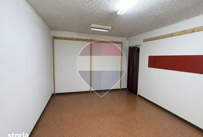 Spațiu comercial, de 38 mp, în Central