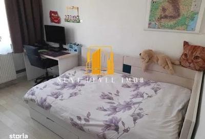Apartament cu 3 camere decomandat în Popa Șapcă
