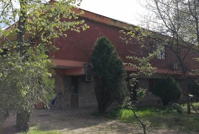 Casă individuală cu 12 camere cu Teren 1000 Mp în Central - 7