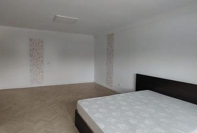 Apartament cu 3 camere în Cug - 14