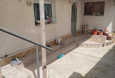 Casă cu Teren 267 Mp în Central - 3