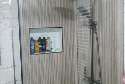 Casă cu Teren 387 Mp în Central - 6