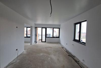 Casă cu 4 camere cu Teren 226 Mp în Lumina - 4