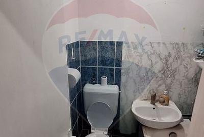 Garsonieră decomandată în Tractorul - 4