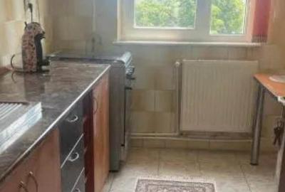 Apartament cu 2 camere semidecomandat în Dacia