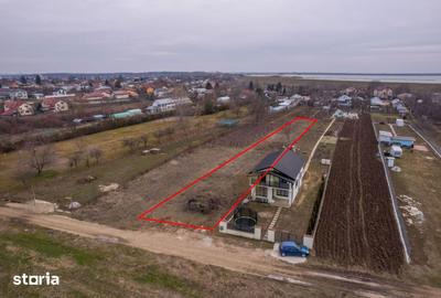 Teren de 1293 mp, în Cornetu
