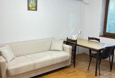 Apartament cu 2 camere decomandat, mobilat în Berceni