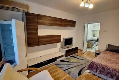 Garsonieră decomandată în Țiglina 1