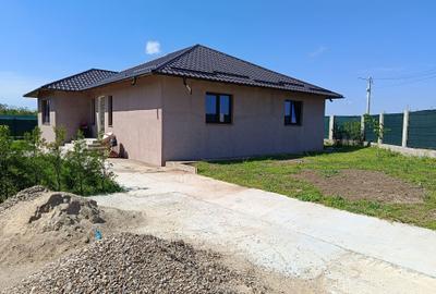 Casă cu 3 camere în Ciulnița - 5
