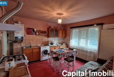 Casă cu 2 camere cu Teren 266 Mp în Central