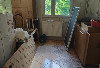 Apartament cu 4 camere decomandat în Drumul Taberei - 15