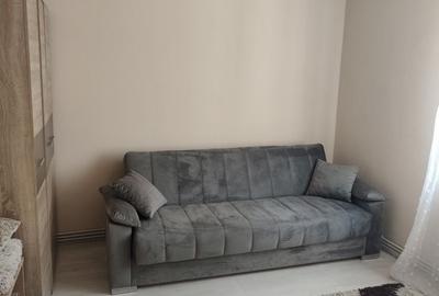 Apartament cu 2 camere semidecomandat în Micro 1