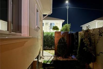Casă cu 3 camere cu Teren 260 Mp în Remetea Mare