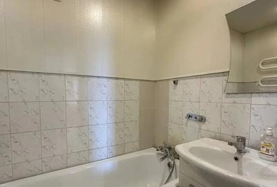 Apartament cu 2 camere decomandat în Complex Studențesc - 1