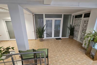 Casă cu 15 camere cu Canalizare în Soarelui - 22
