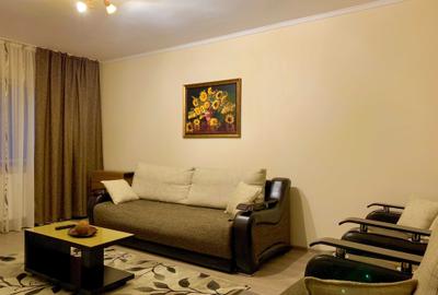Apartament cu 3 camere decomandat în Radu Negru