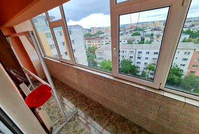 Apartament cu 3 camere decomandat în Nicolina - 5