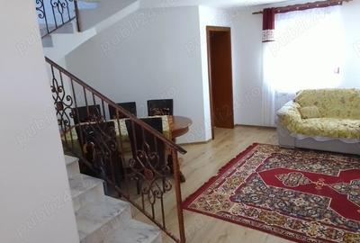Casă cu Teren 2600 Mp în Central