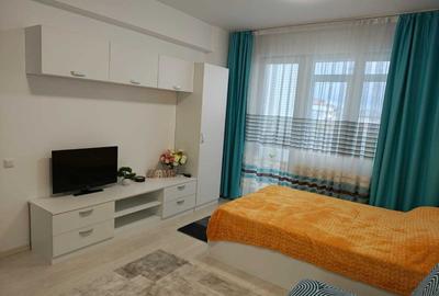 Apartament cu 7 camere decomandat în Central - 2