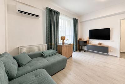 Apartament cu 2 camere semidecomandat, mobilat în Central