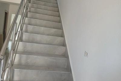 Casă cu Teren 120 Mp în Haliu - 3