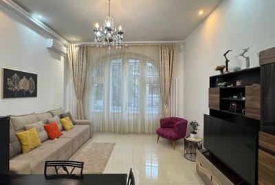 Apartament cu 2 camere decomandat, mobilat în Ultracentral