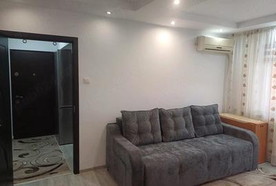 Apartament cu 2 camere semidecomandat în Mircea cel Bătrân