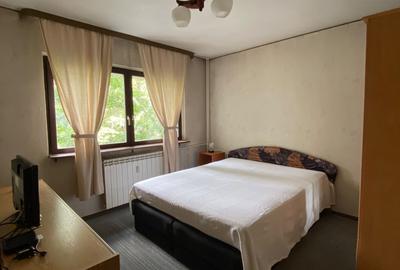 Apartament cu 2 camere decomandat, mobilat în Aviației